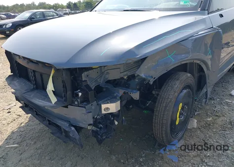 2022 Volvo Xc40 T5 R-Design из США, поврежденный, VIN YV4162UM0N2690451